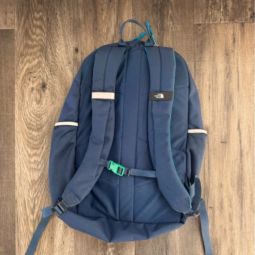 The North Face Men's Navy and Teal Backpack
